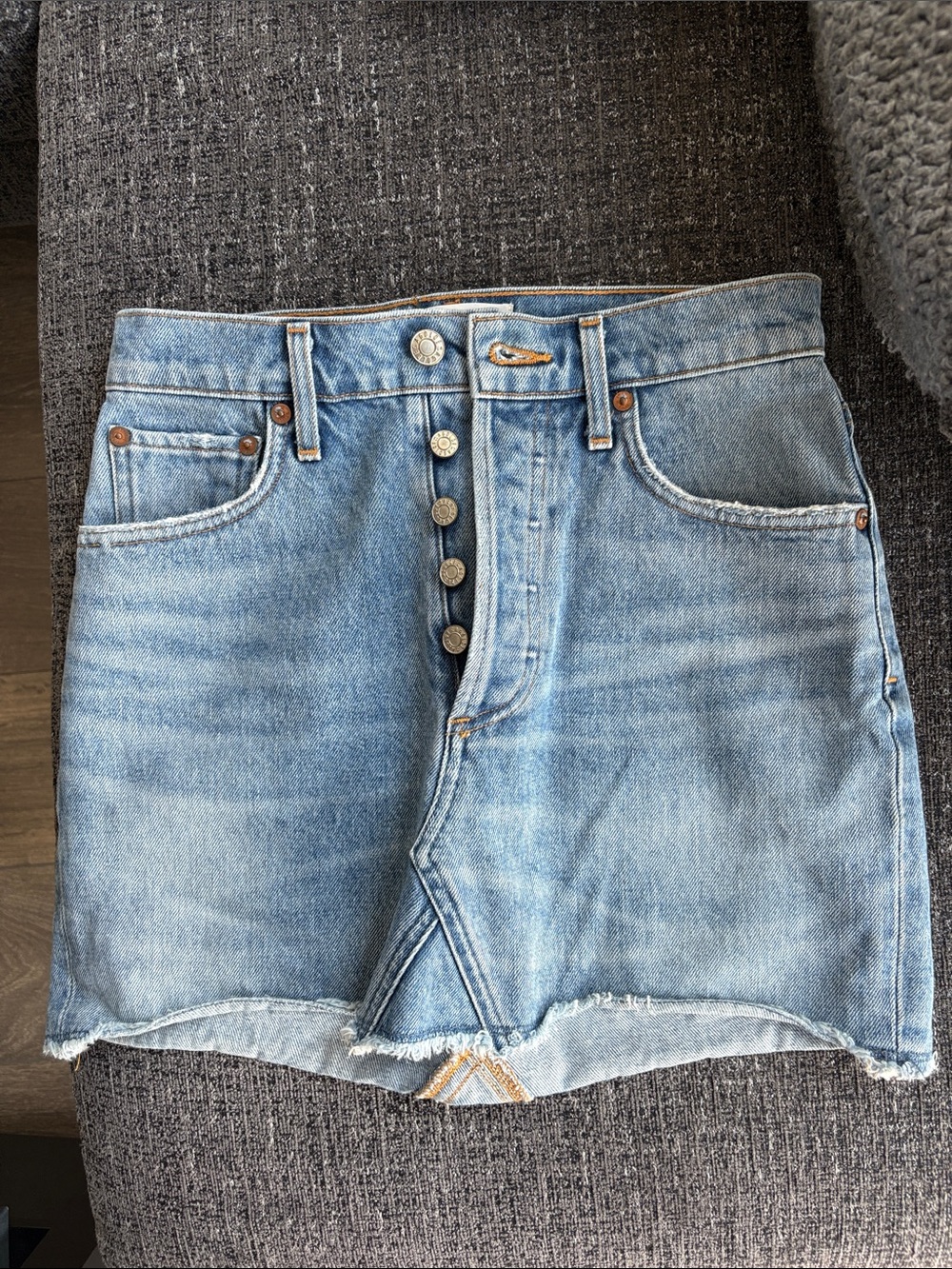 Agolde Quinn Light Wash Denim Mini Skirt with Button Front Size 24